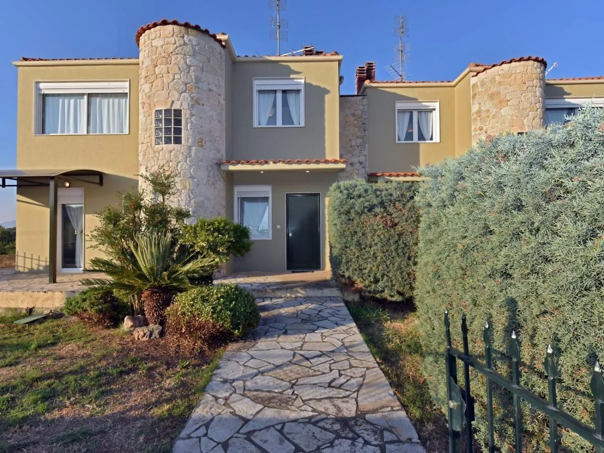 Eleon Maisonettes By Travelpro Services Nea Moudania Halkidiki Villa